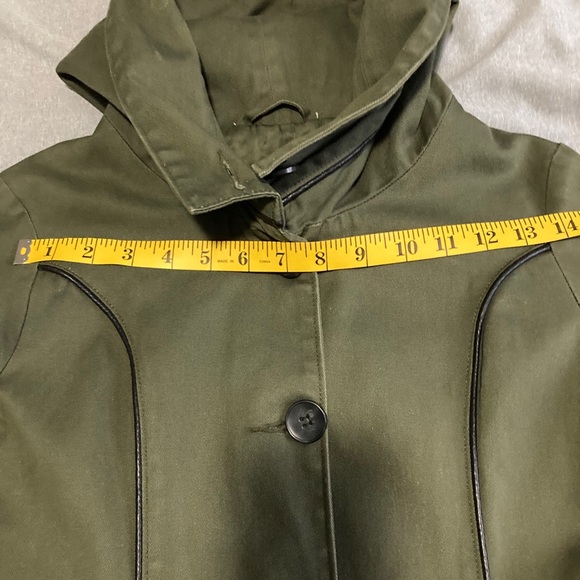 Coat - Picture 7 of 11